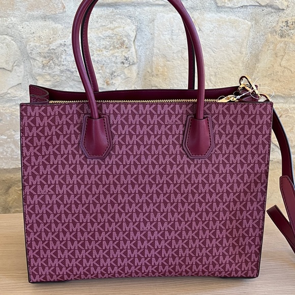 Michael Kors Mercer Signature Satchel handbag/Wallet option NWT - Picture 6 of 15